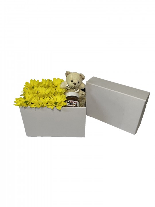 Beyaz Kutuda Sarı Papatya Peluş Ayı ve Kişiye Özel Nutella