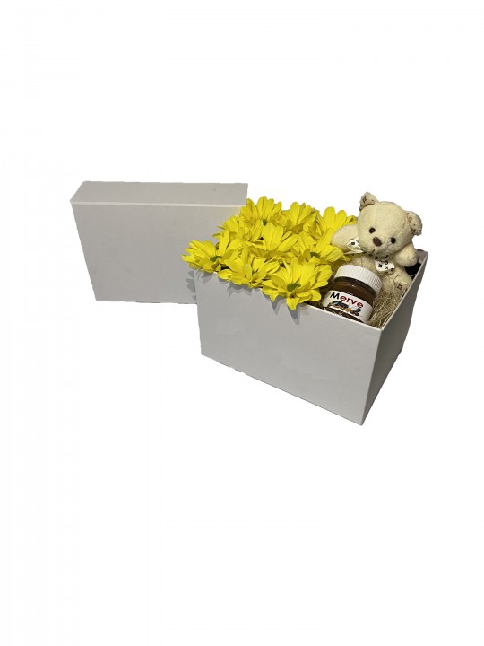 Beyaz Kutuda Sarı Papatya Peluş Ayı ve Kişiye Özel Nutella