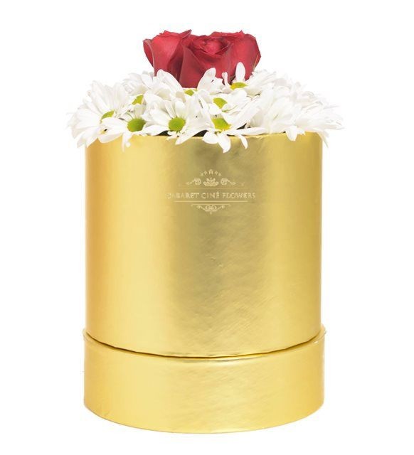 Büyük Boy Gold Silindir Kutuda Beyaz Papatyalar Ve Kırmızı Güller