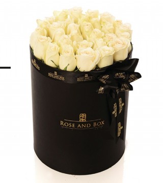 Büyük Siyah Silindir Kutuda Beyaz Gül-Büyük Silindir Kutuda Çiçek